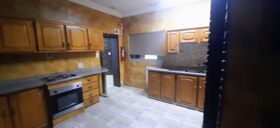 13 Bedroom Property for Sale in Bredell Gauteng