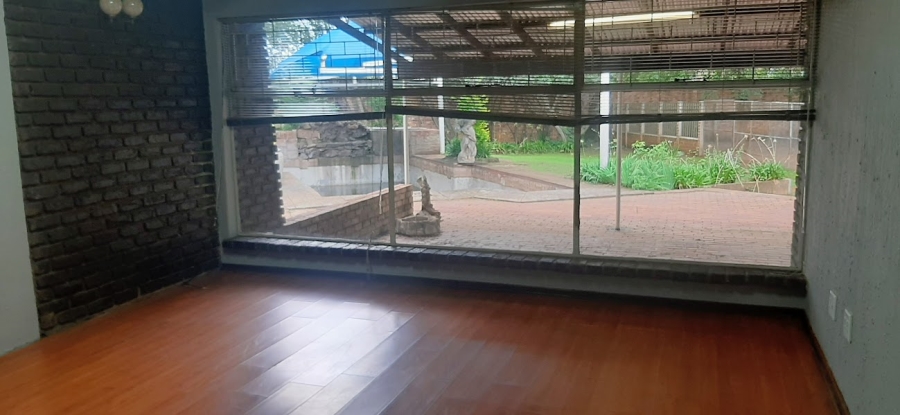 13 Bedroom Property for Sale in Bredell Gauteng