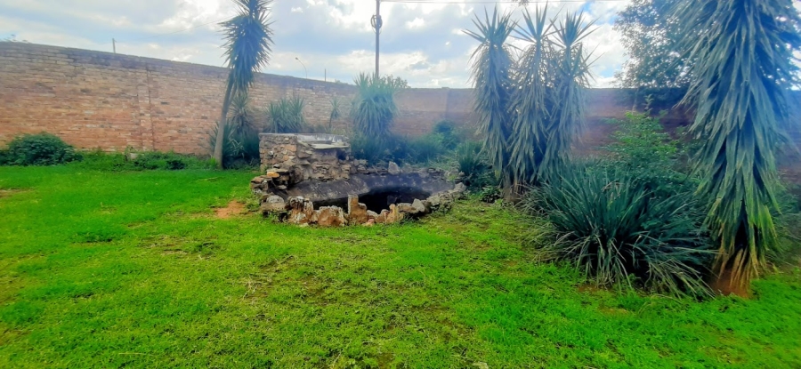 13 Bedroom Property for Sale in Bredell Gauteng