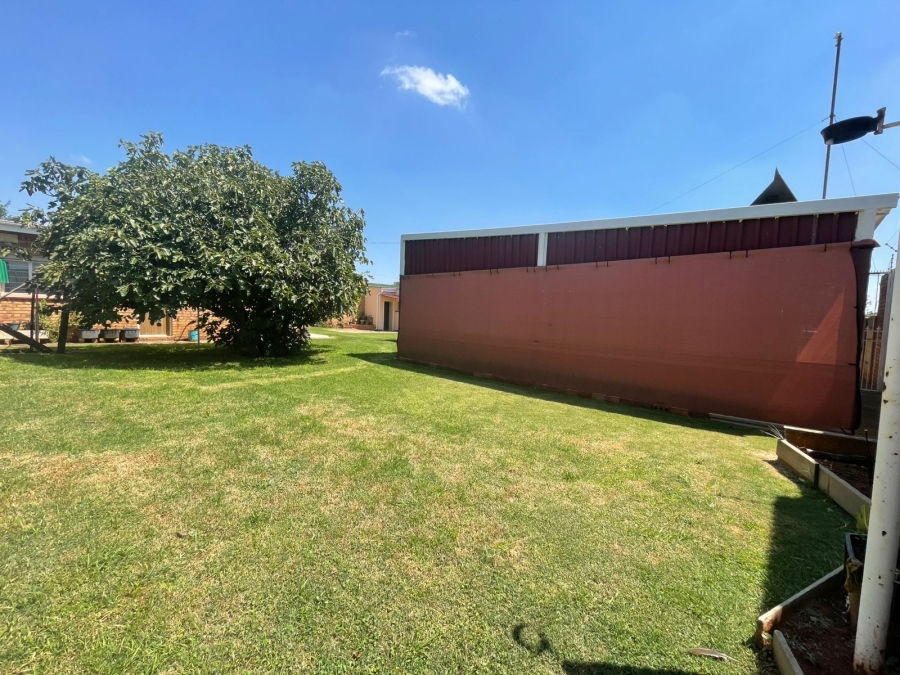 3 Bedroom Property for Sale in Casseldale Gauteng