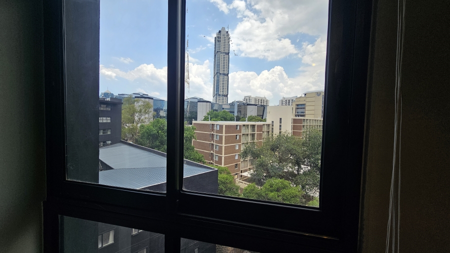 1 Bedroom Property for Sale in Sandown Gauteng