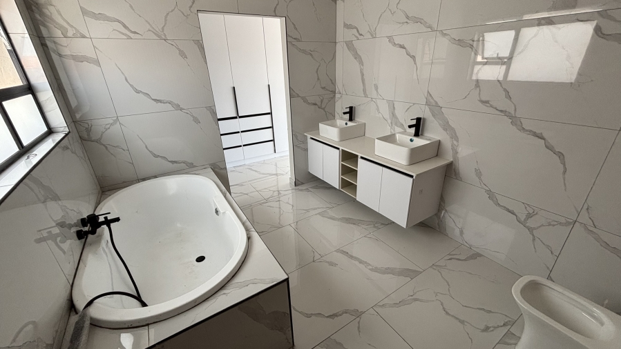 4 Bedroom Property for Sale in Montana Gauteng