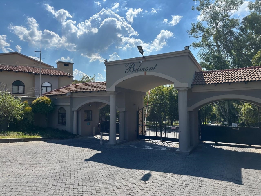 To Let 3 Bedroom Property for Rent in Noordhang Gauteng