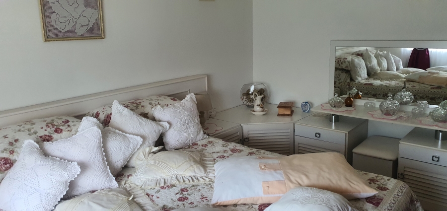 3 Bedroom Property for Sale in Rensburg Gauteng