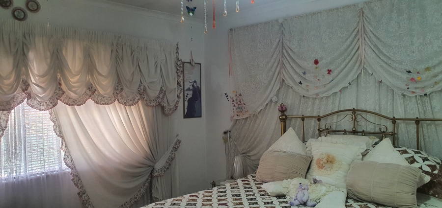 3 Bedroom Property for Sale in Rensburg Gauteng