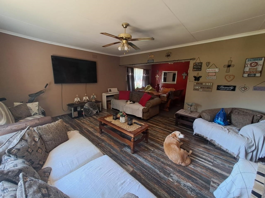 4 Bedroom Property for Sale in Three Rivers Gauteng