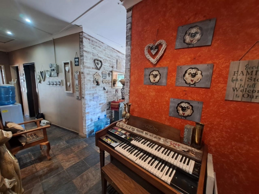 4 Bedroom Property for Sale in Three Rivers Gauteng