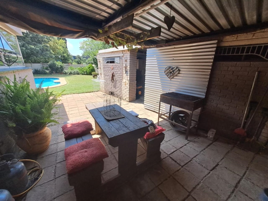 4 Bedroom Property for Sale in Three Rivers Gauteng