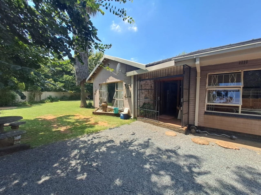 4 Bedroom Property for Sale in Three Rivers Gauteng