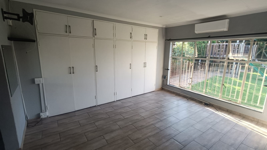 4 Bedroom Property for Sale in Vanderbijlpark SE 2 Gauteng