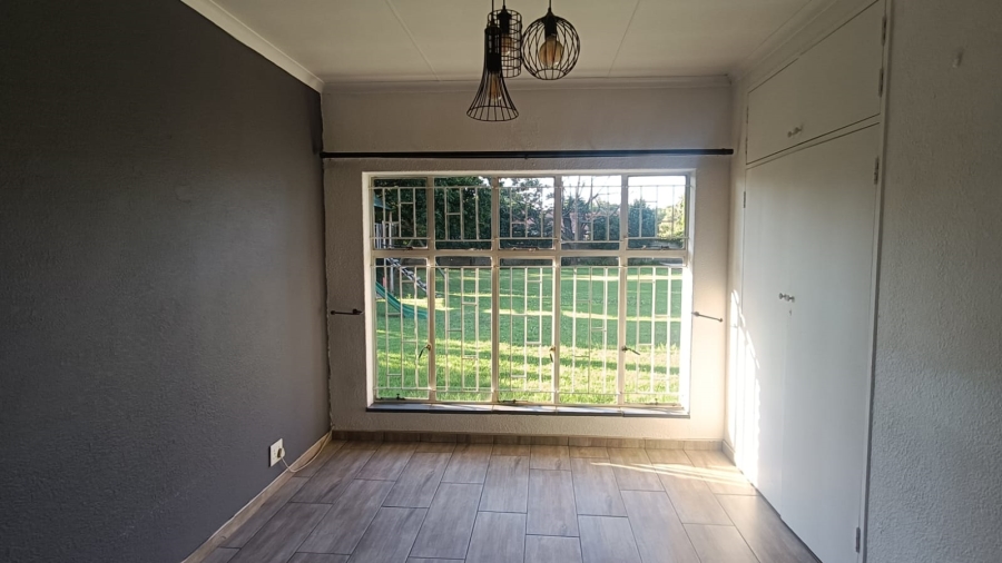 4 Bedroom Property for Sale in Vanderbijlpark SE 2 Gauteng