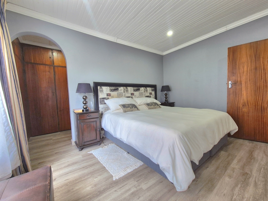 3 Bedroom Property for Sale in Larrendale Gauteng