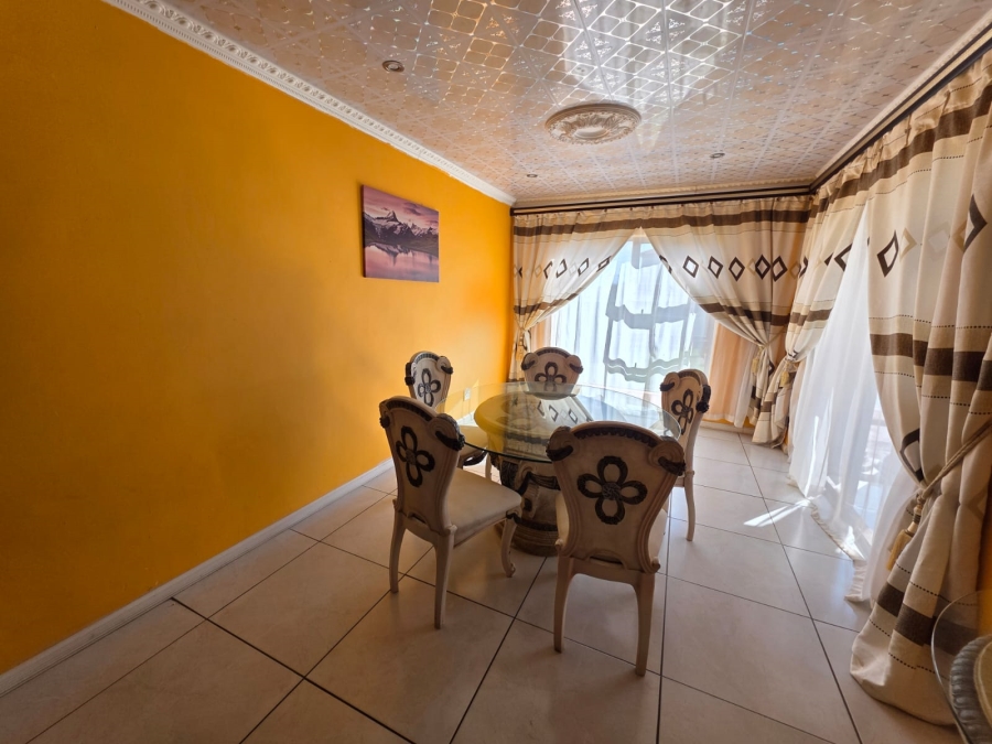 5 Bedroom Property for Sale in Three Rivers East Gauteng