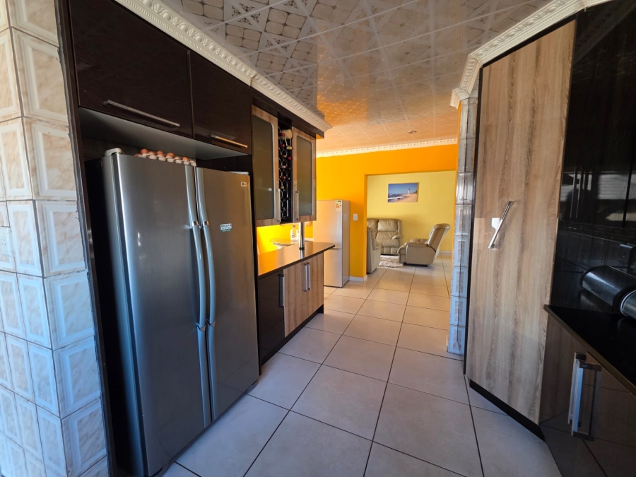 5 Bedroom Property for Sale in Three Rivers East Gauteng