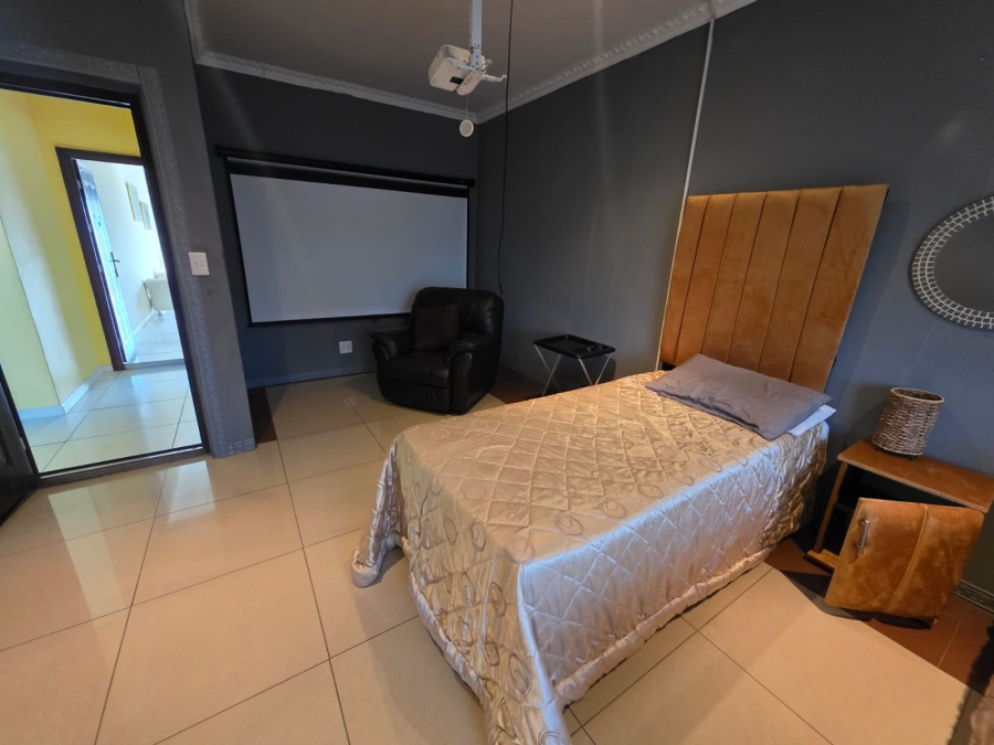 5 Bedroom Property for Sale in Three Rivers East Gauteng