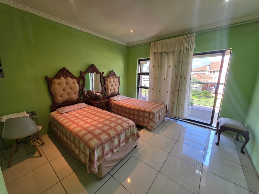 5 Bedroom Property for Sale in Three Rivers East Gauteng