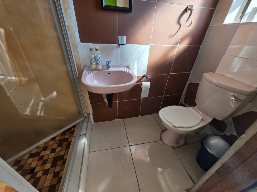 5 Bedroom Property for Sale in Three Rivers East Gauteng