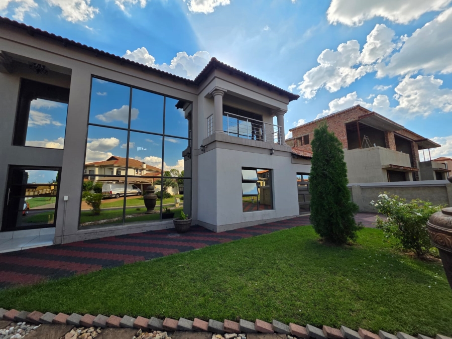 5 Bedroom Property for Sale in Three Rivers East Gauteng