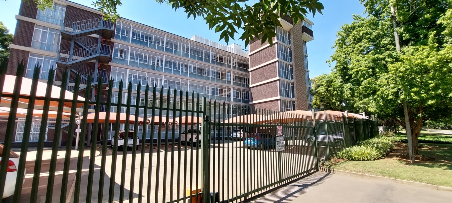 2 Bedroom Property for Sale in Three Rivers Proper Gauteng