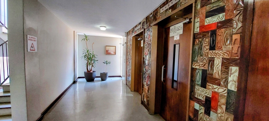 2 Bedroom Property for Sale in Three Rivers Proper Gauteng