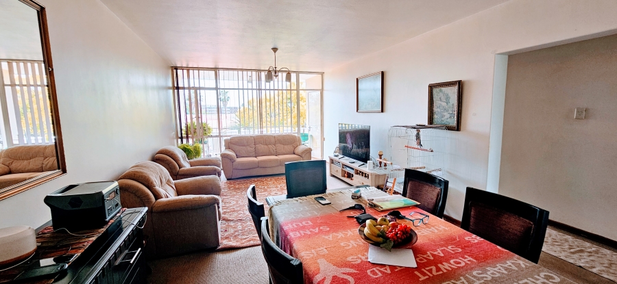 2 Bedroom Property for Sale in Three Rivers Proper Gauteng