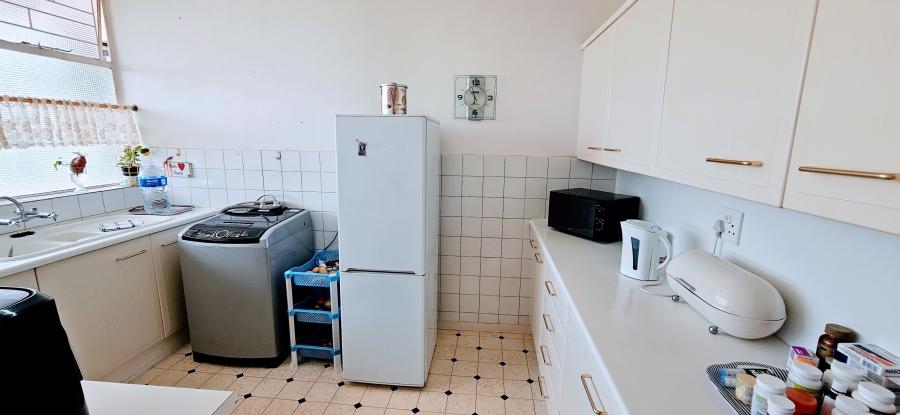 2 Bedroom Property for Sale in Three Rivers Proper Gauteng