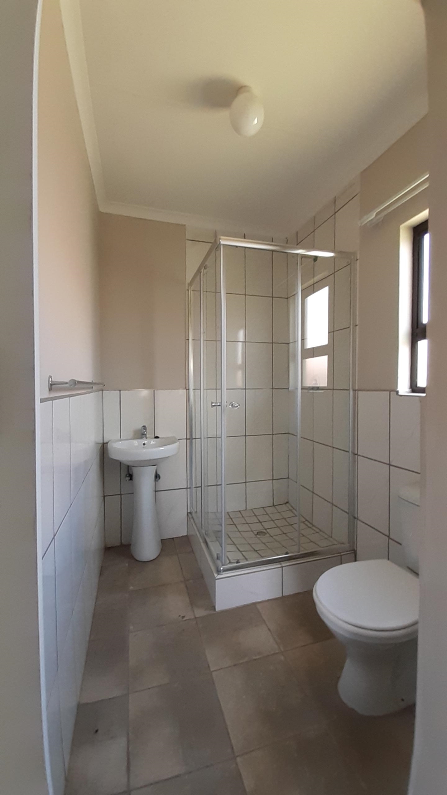 To Let 3 Bedroom Property for Rent in Albemarle Gauteng