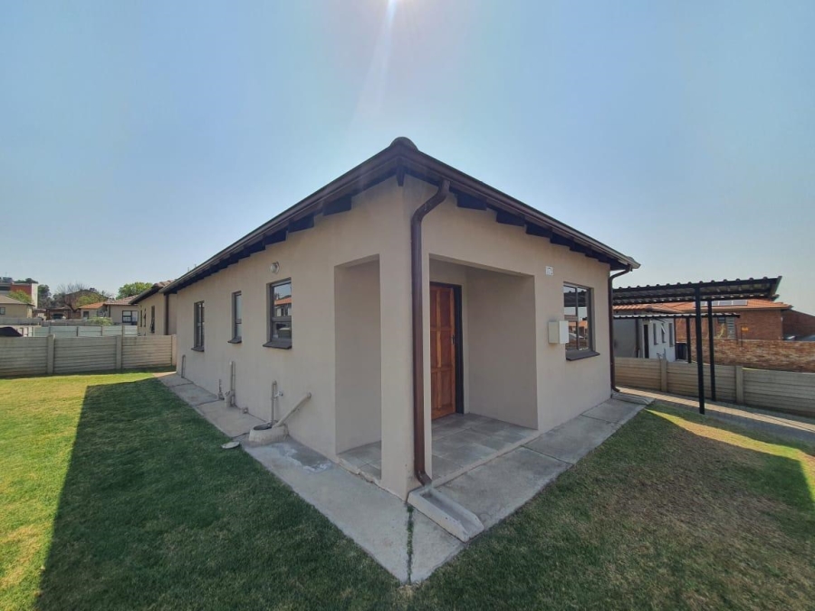 To Let 3 Bedroom Property for Rent in Albemarle Gauteng