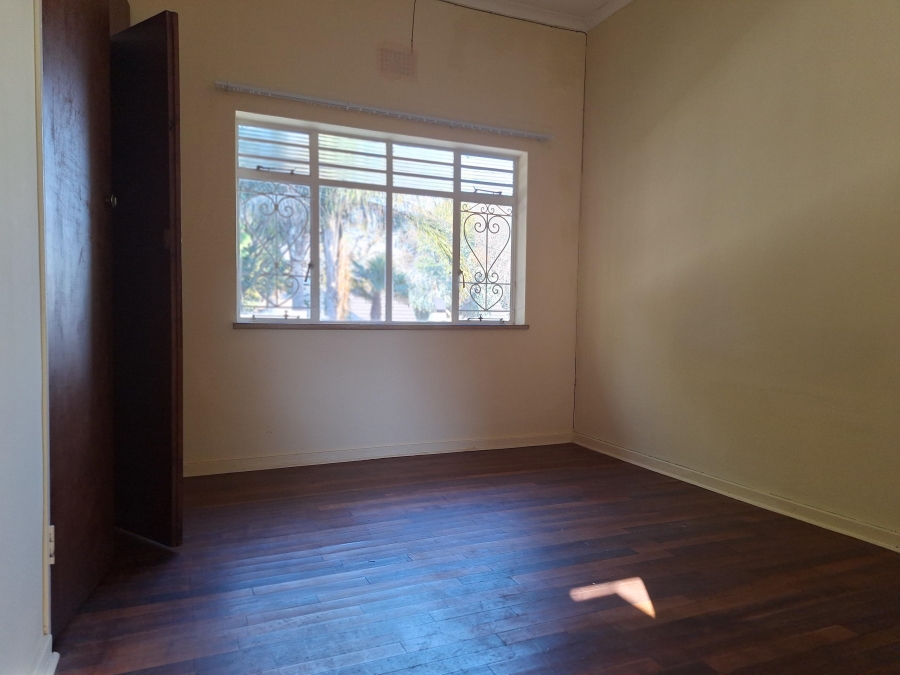 To Let 1 Bedroom Property for Rent in Florida Gauteng