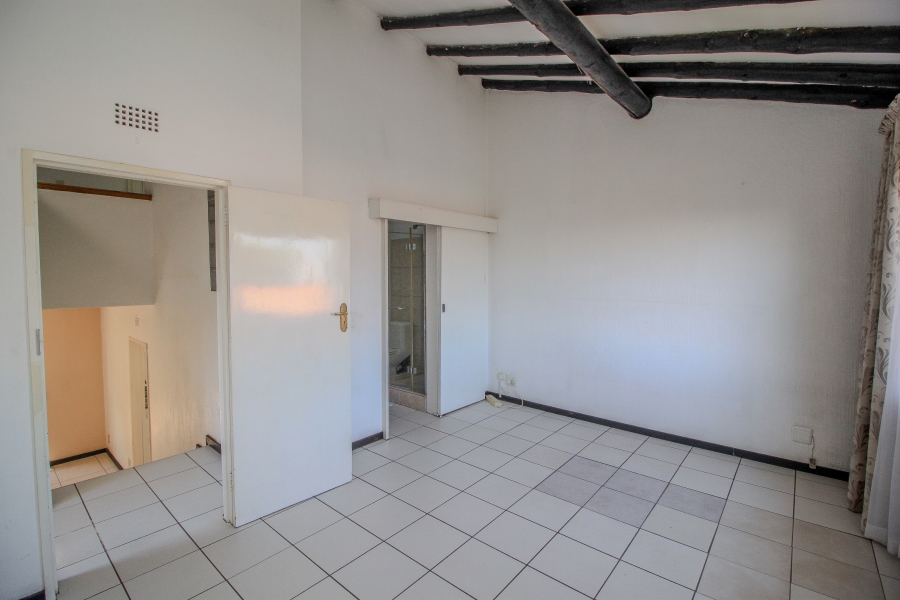 3 Bedroom Property for Sale in Sunnyrock Gauteng