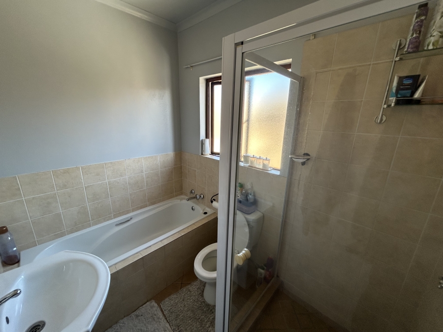 To Let 2 Bedroom Property for Rent in Carlswald Gauteng