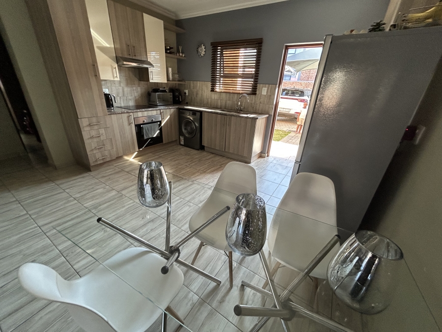 To Let 3 Bedroom Property for Rent in Carlswald Gauteng