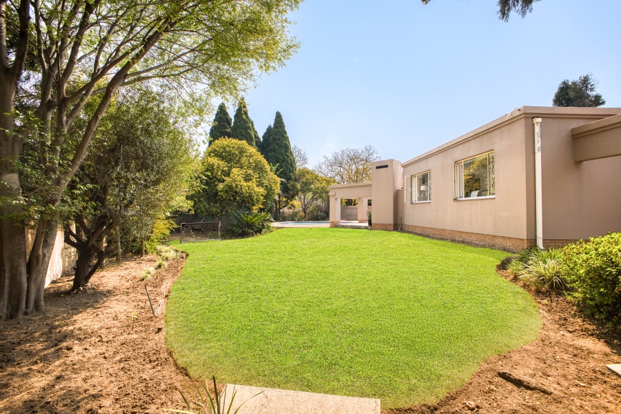 4 Bedroom Property for Sale in Douglasdale Gauteng