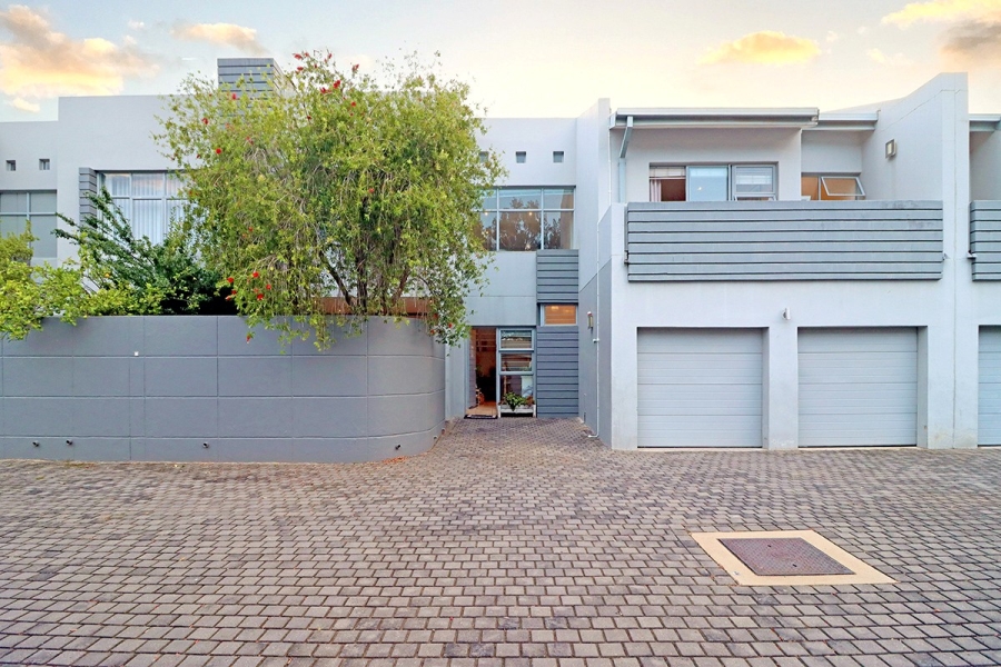 3 Bedroom Property for Sale in Bryanston Gauteng
