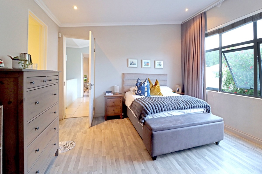 3 Bedroom Property for Sale in Bryanston Gauteng