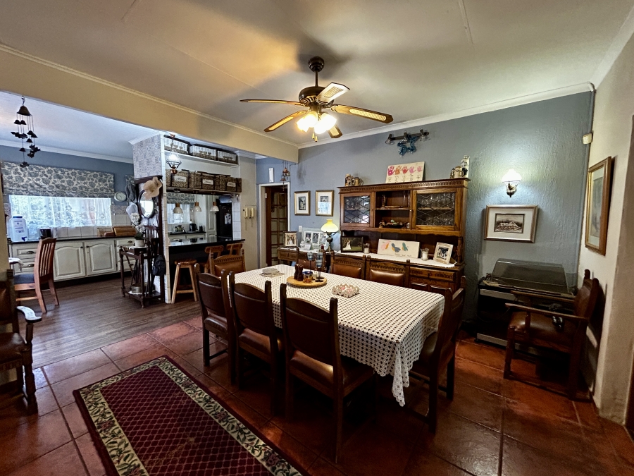 12 Bedroom Property for Sale in Glen Austin Gauteng