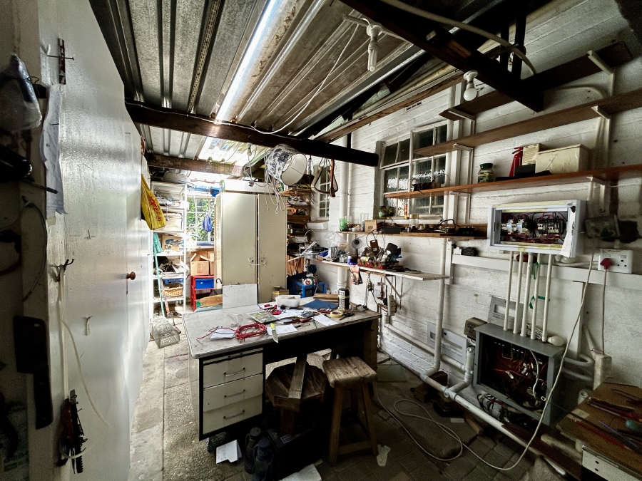 12 Bedroom Property for Sale in Glen Austin Gauteng