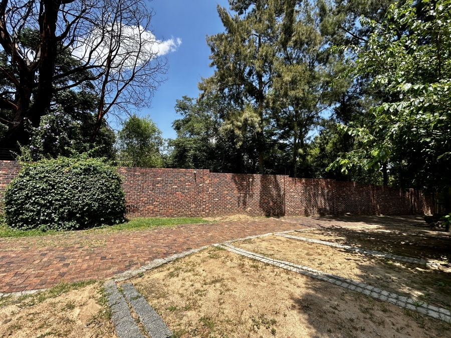 12 Bedroom Property for Sale in Glen Austin Gauteng