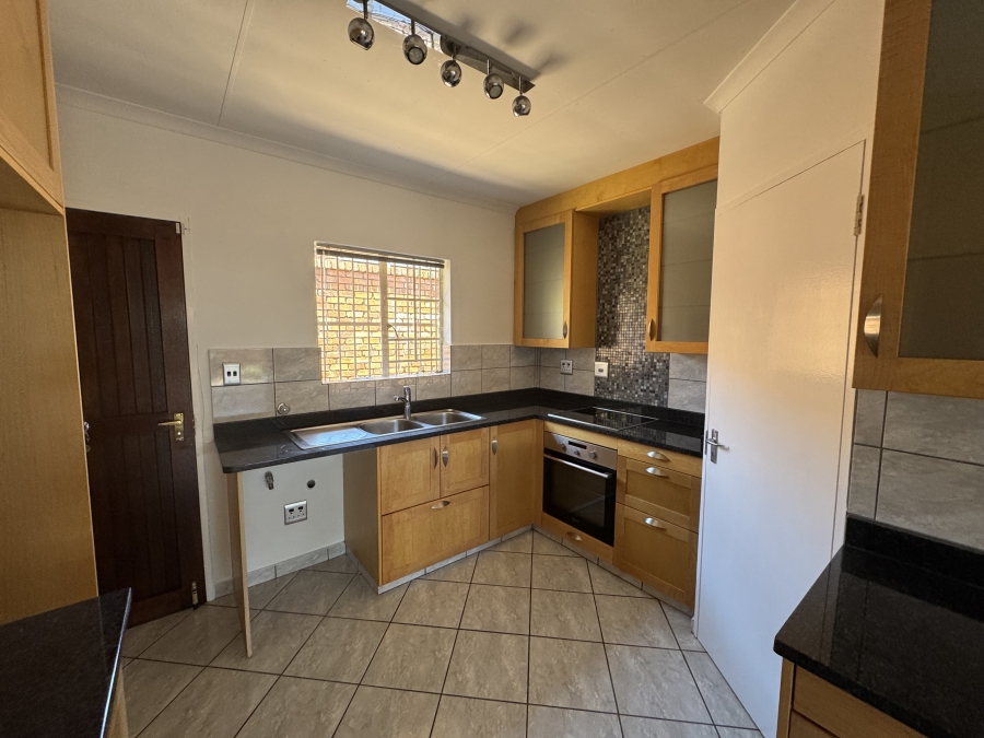 2 Bedroom Property for Sale in Elardus Park Gauteng