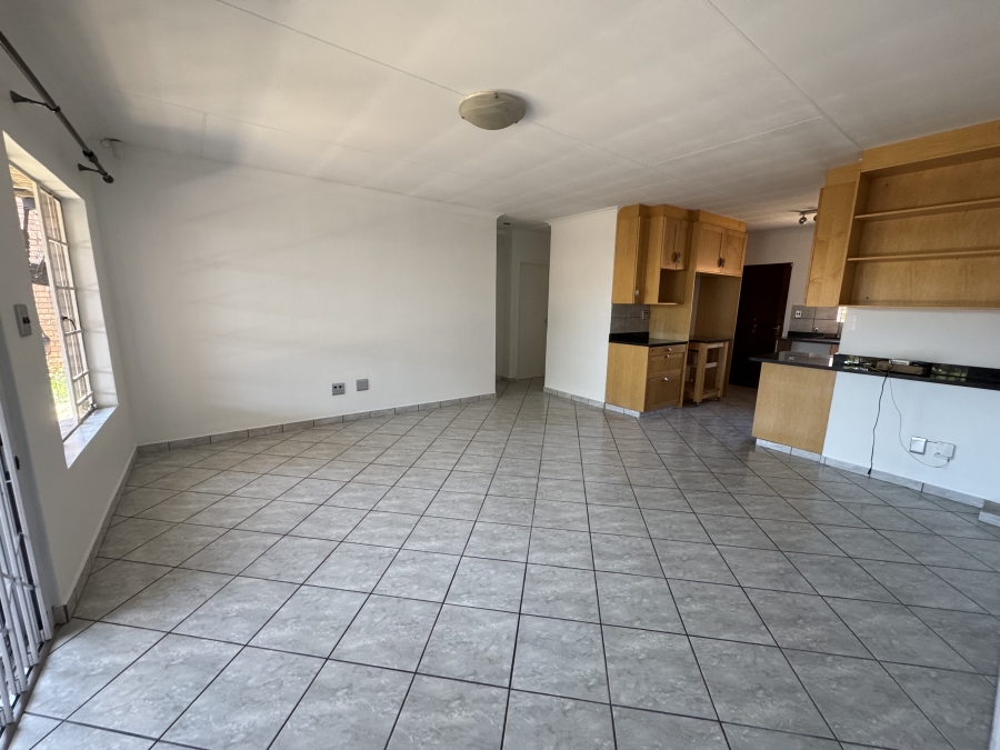 2 Bedroom Property for Sale in Elardus Park Gauteng