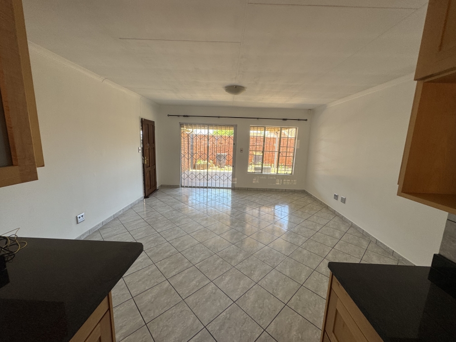 2 Bedroom Property for Sale in Elardus Park Gauteng
