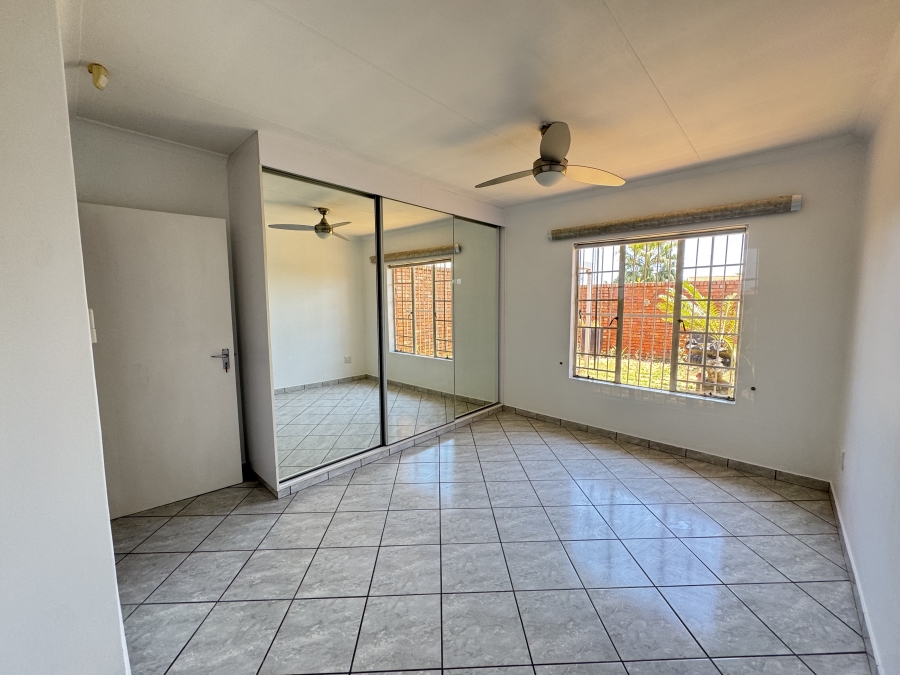 2 Bedroom Property for Sale in Elardus Park Gauteng