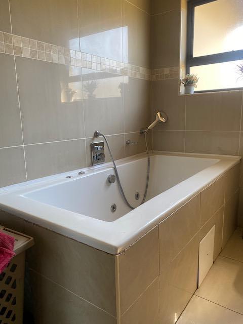 4 Bedroom Property for Sale in Savannah Country Estate Gauteng