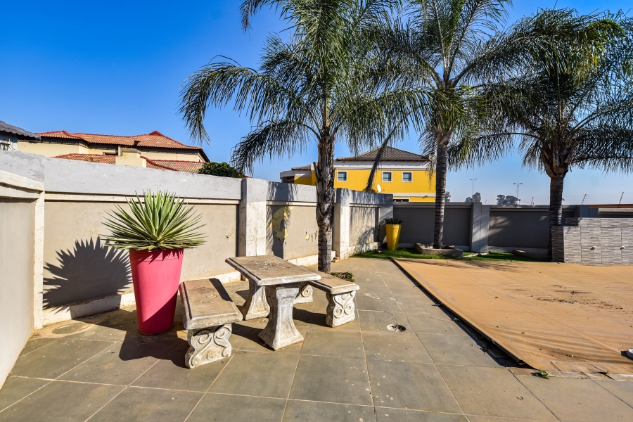 4 Bedroom Property for Sale in Savannah Country Estate Gauteng