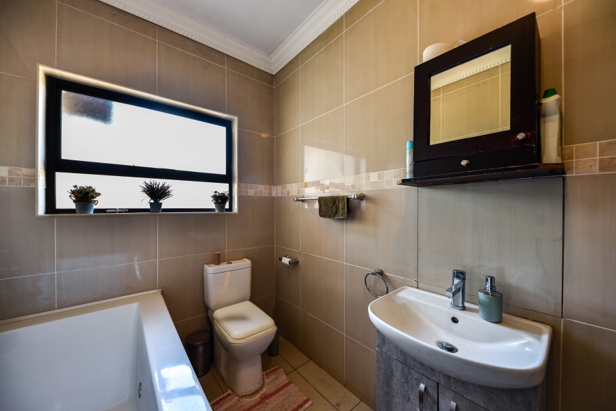4 Bedroom Property for Sale in Savannah Country Estate Gauteng