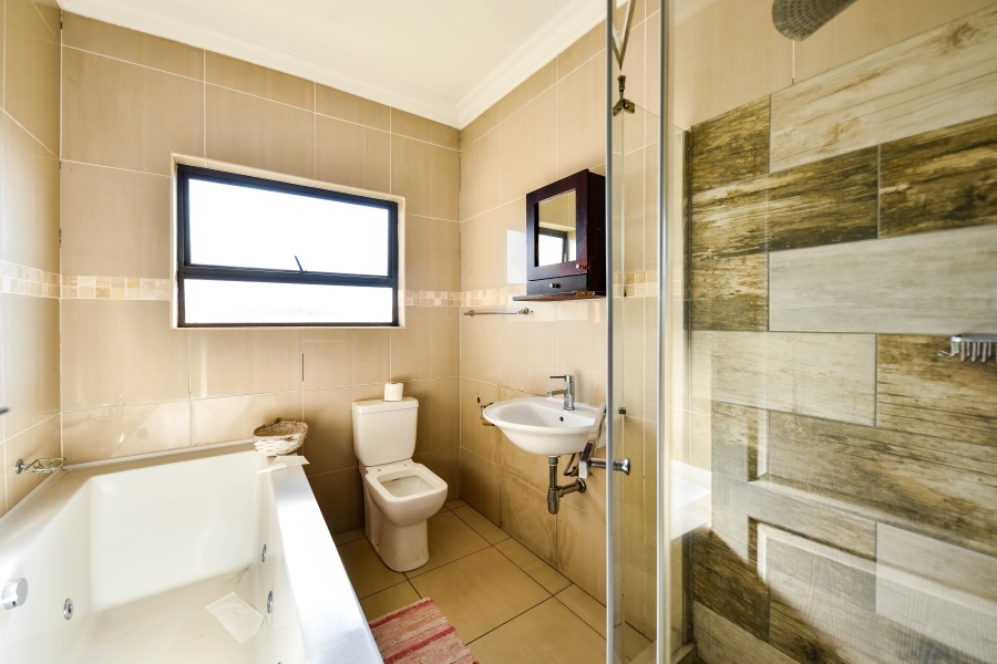 4 Bedroom Property for Sale in Savannah Country Estate Gauteng