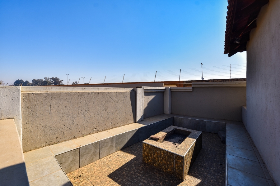 4 Bedroom Property for Sale in Savannah Country Estate Gauteng