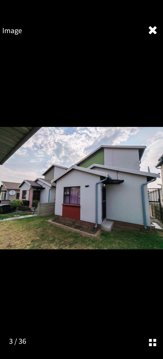 3 Bedroom Property for Sale in Noordwyk Gauteng