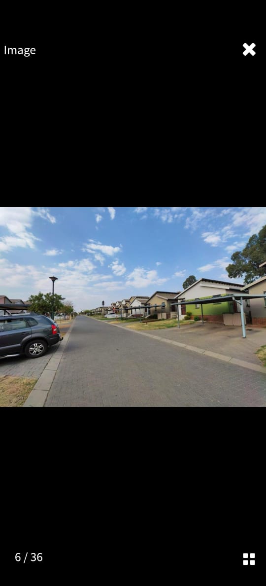 3 Bedroom Property for Sale in Noordwyk Gauteng