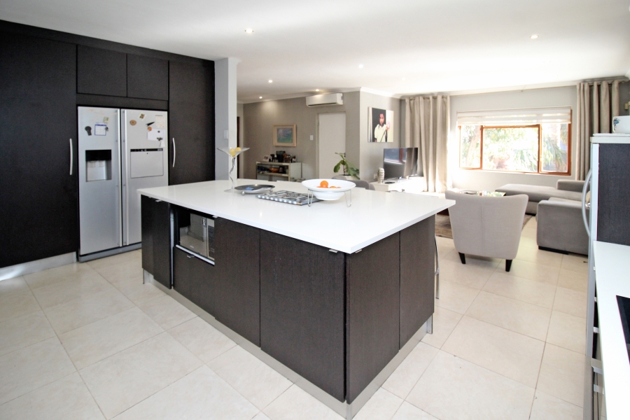 3 Bedroom Property for Sale in Barbeque Downs Gauteng